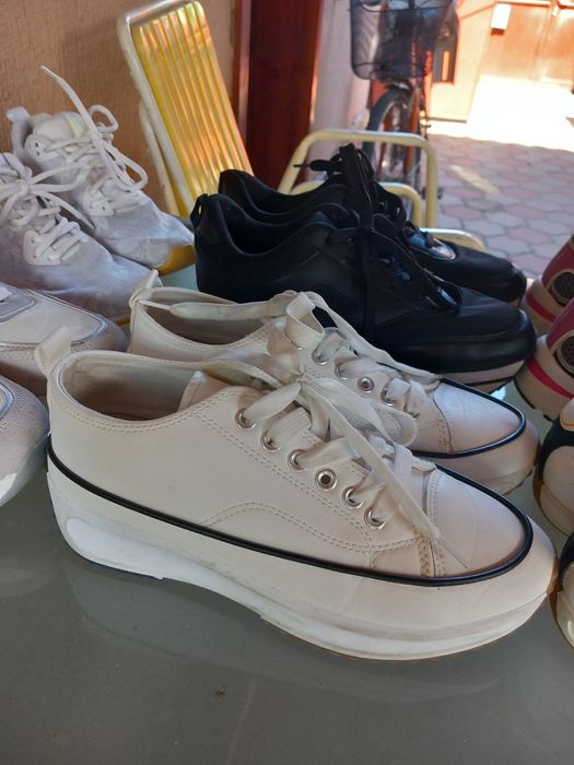 Adidasi femei 38 foarte puțin purtati