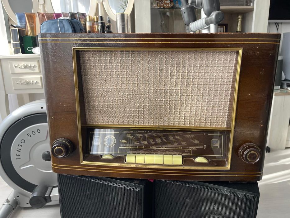 Radio pe lămpi SABA Meersburg W3 - Vintage Germania (anii '50)