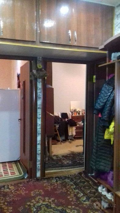 Продаю 4 ком.квартиру на Чиланзаре 19 кв