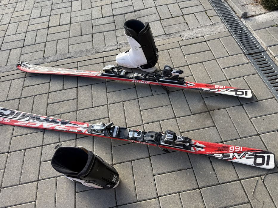 Schiuri atomic 166 cm + clapari salomon 44-45