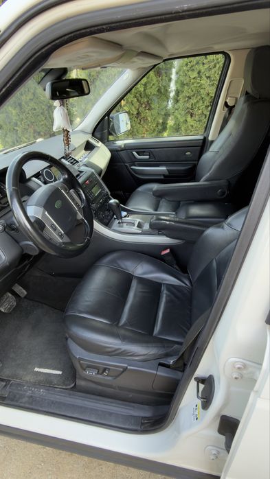 Range Rover Sport 2.7 TDV6 • Automat • 4x4 • Harman Kardon • Încălzire F/S • Fără investiții
