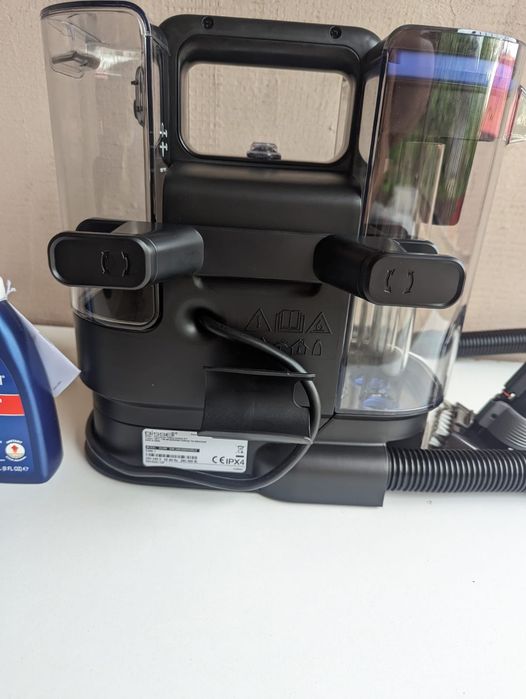 Aspirator nou cu spălare,  bissell