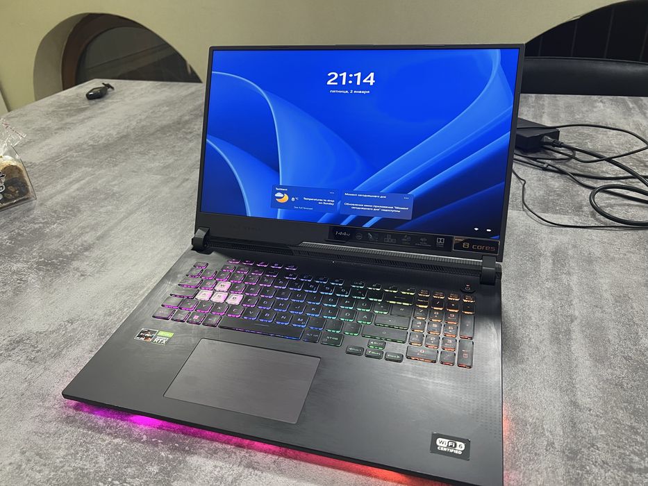 Игровой компьютер Asus Rog Strix в идеальном состоянии