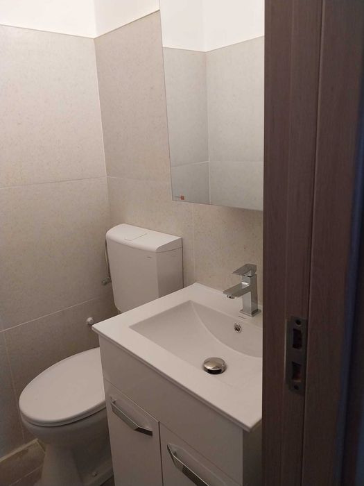 Inchiriez apartament  3 camere , Zona Unirii Nord