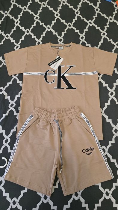 Trening Calvin Klein, nou