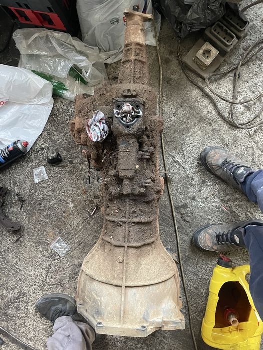 Скорости от фронтера 2.3 с фланец към 1.9 тди