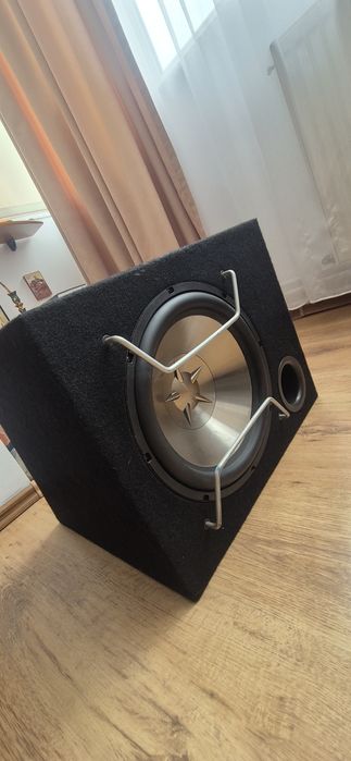 Subwoofer Auto Pasiv Clarion + Incintă Bass-Reflex, Sunet Puternic