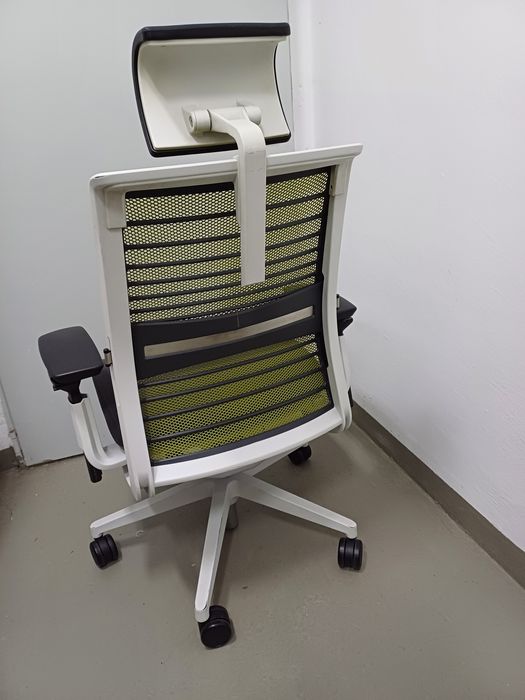 Scaun Mobexpert ergonomic, modular, susținere spate și gat