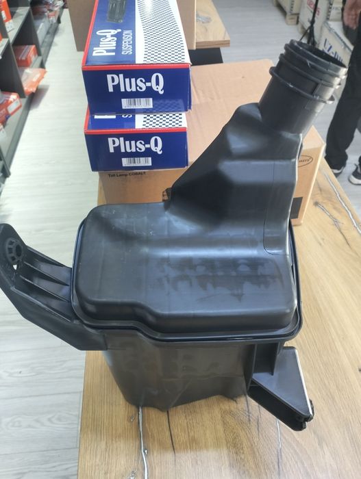 продам резонатор бачка шевролет монза