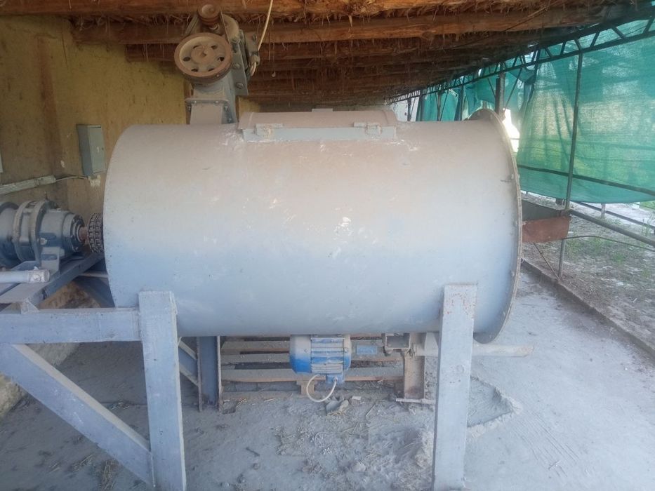 Suxoy sement meshalka 1 tonnali 12 soat ishlagan holati juda yaxshi