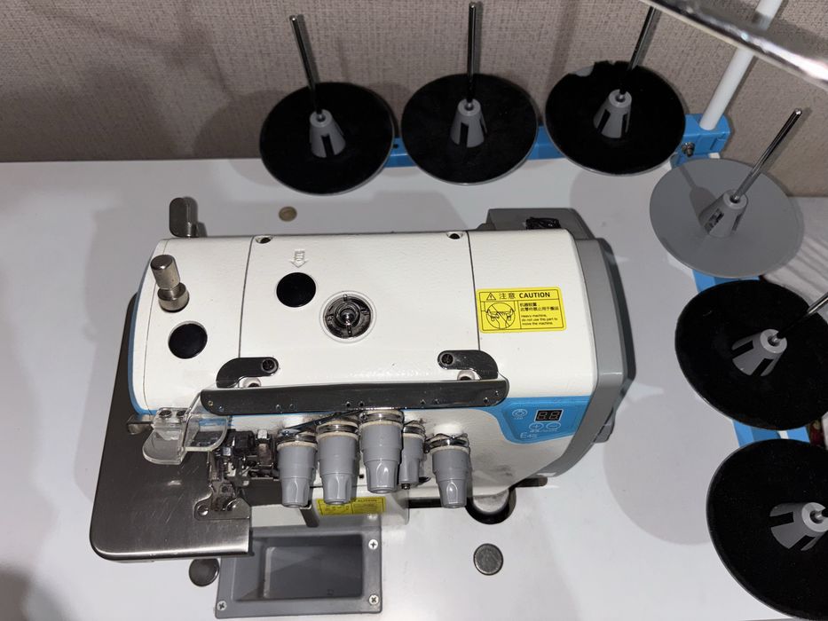 швейная машинка оверлок jack  JK-E4S-6-03/333