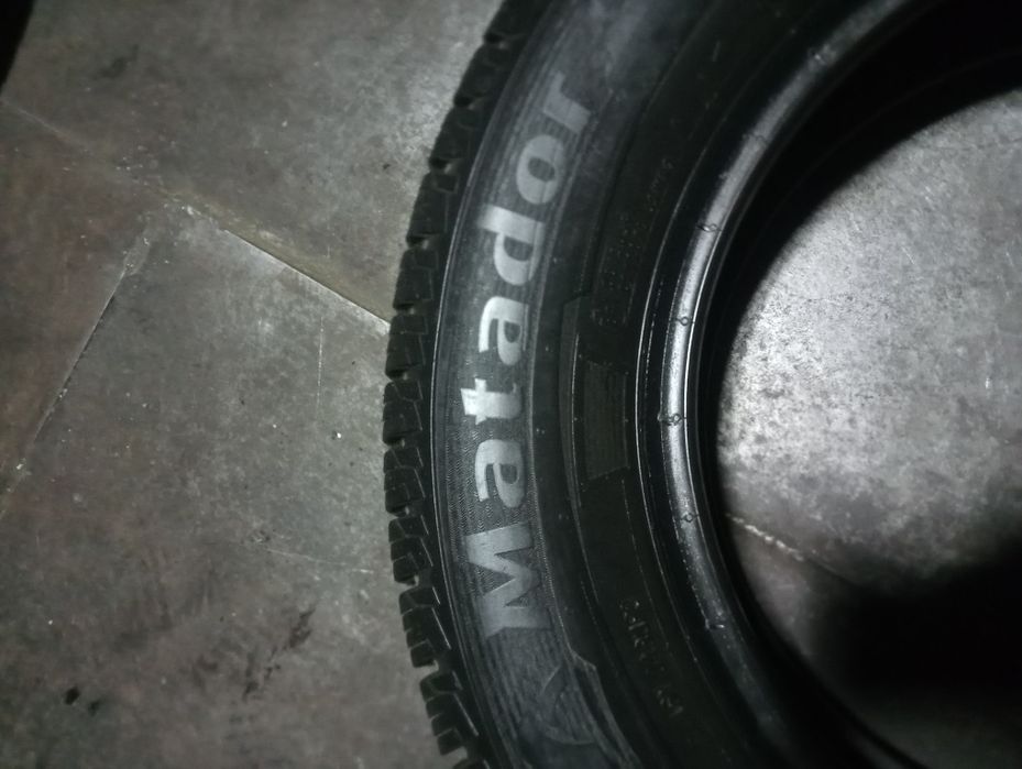 Продам шины 195/70/15c