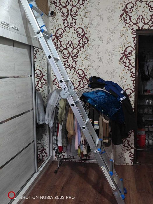 Телескопическая лестница трансформер