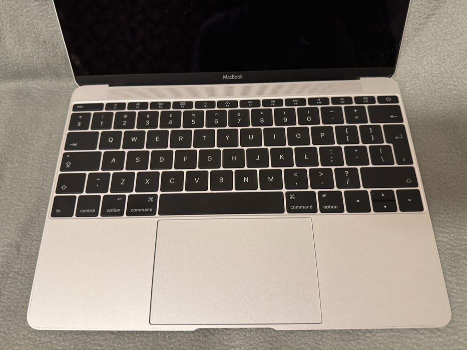 Laptop MacBook 11 inch
