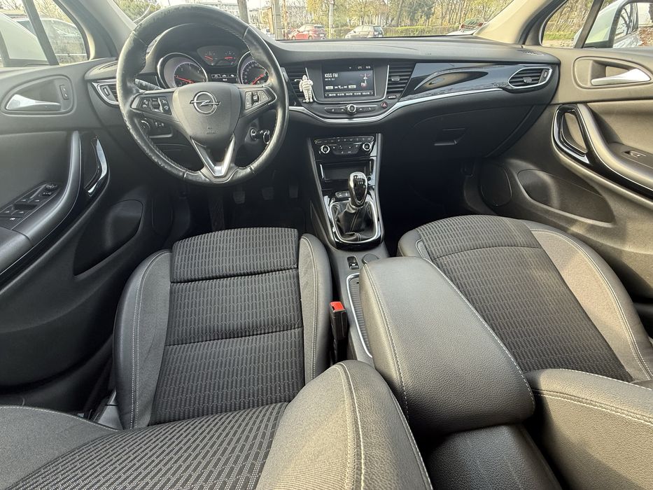 Opel Astra 2021 1.5 diesel full optionala