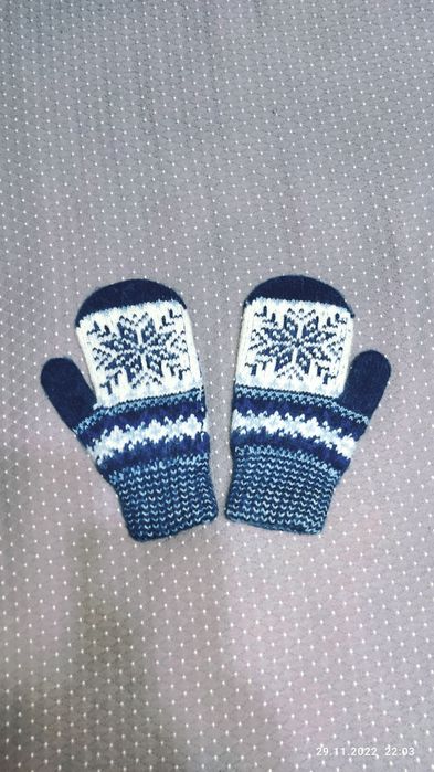 Детские варежки шерстяные вязаные фабричные