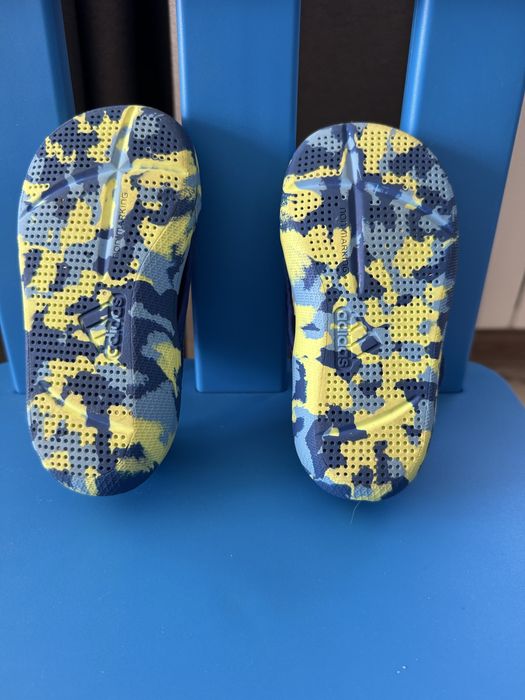 Детски сандали Adidas 24