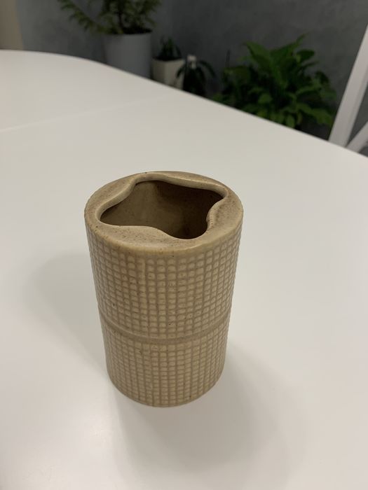 Разная кухонная утварь