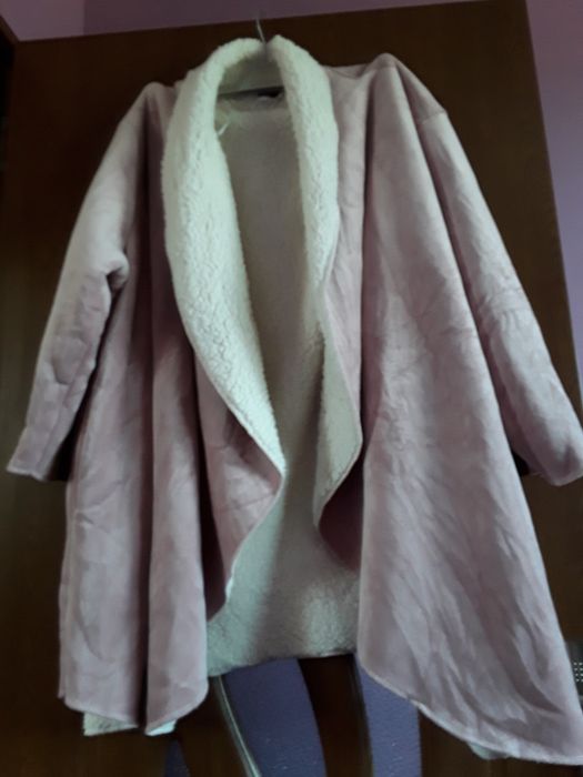 Vând Cardigan Damă Lung  cu Blanita Nou Italia Mărimea L-XL