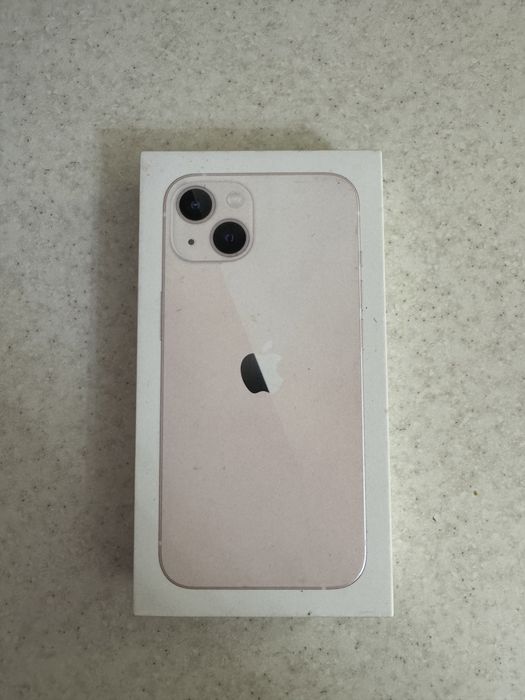 Iphone 13 розовый цвет