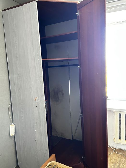 Шкаф угловой для одежды