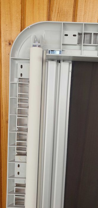 Rame trape rulote, autorulote, cu rulouri antiinsecte si/sau antisolar