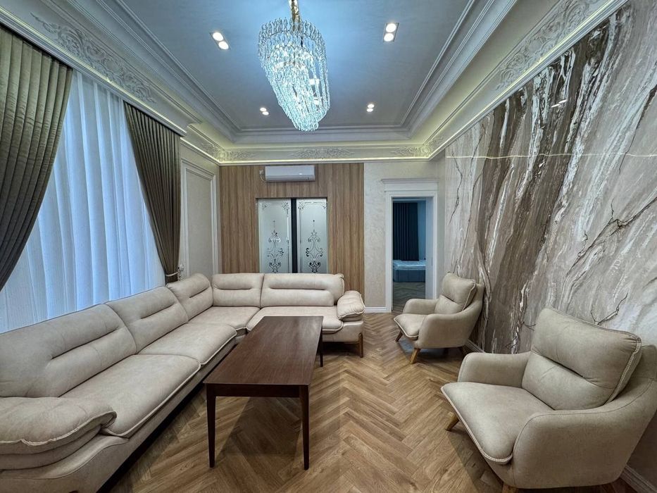 3 хонали квартира сотилади.