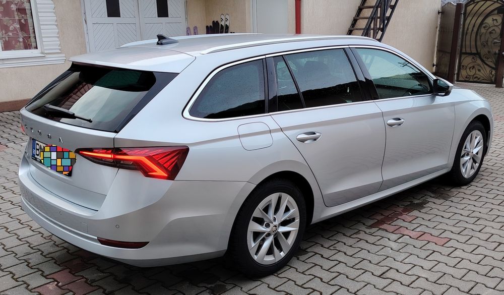 SKODA Octavia 2022 — imagine 4