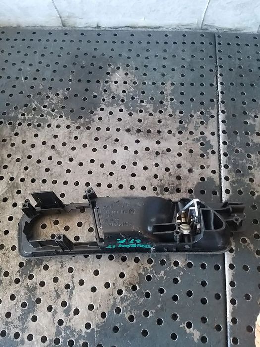 Maner interior usa stanga fata vw touran 1t 1t1837113c