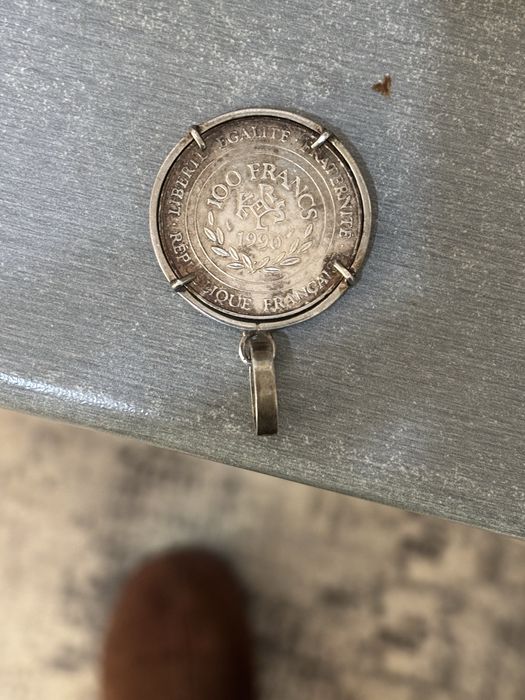 Продавам сребърна монета 100 франка