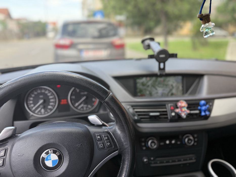 BMW X1 2010 — imagine 5