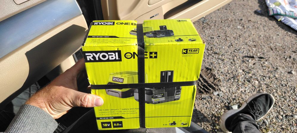 Incarcator si Baterie Ryobi 18V/5ah nou Sigilat
