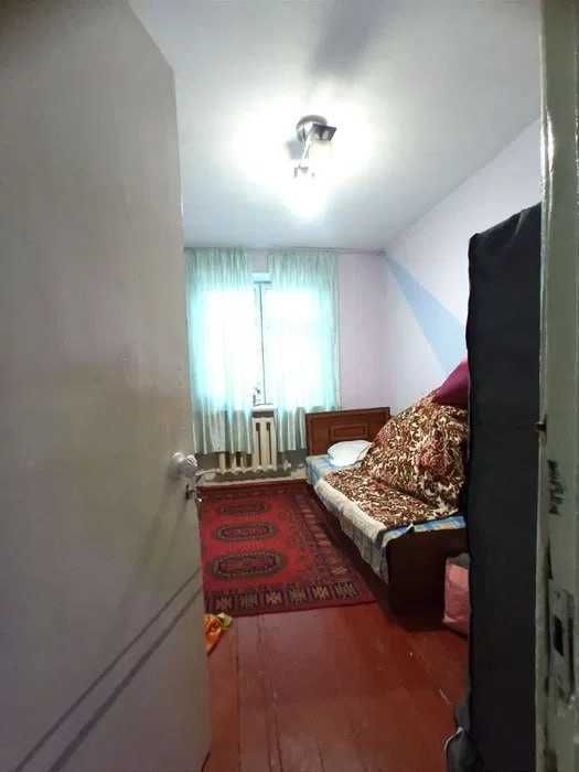 СРОЧНО !! Продается квартира в Яшнабаде 3/1/4 ( 63 кв/м) метро Дустлик