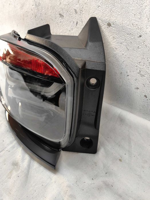 Оригинален стоп Jeep Avenger