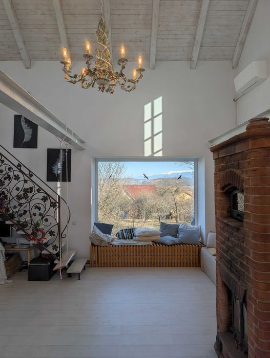 Inchiriez o casa speciala in natura langa Sibiu