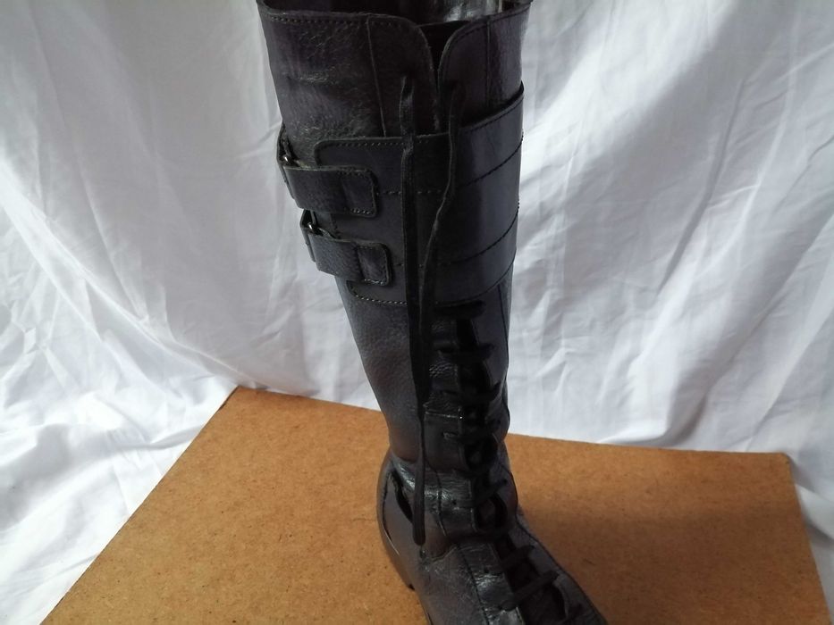 № 37 дамски ботуши с връзки естествена кожа