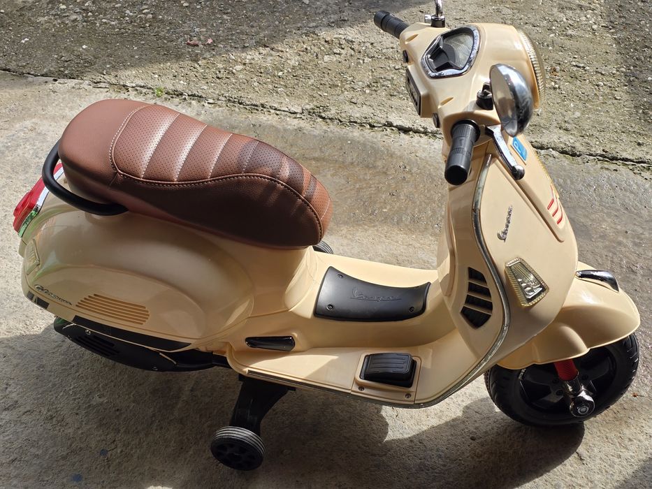 MiniScuter electric Vespa GTSsuper