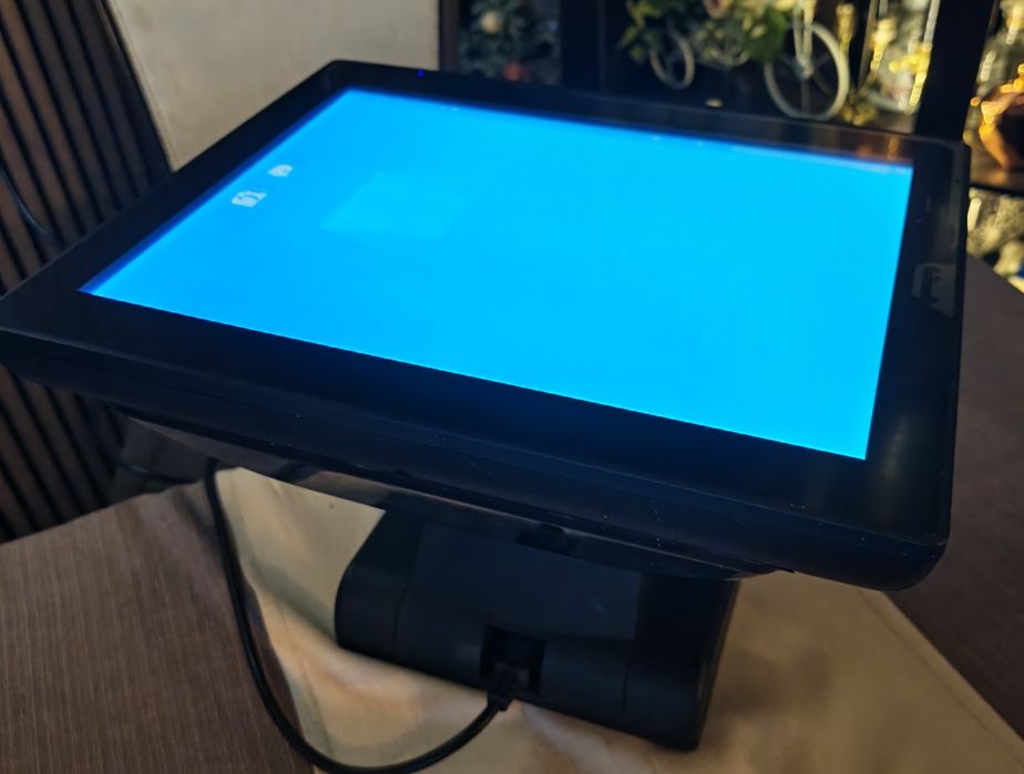 Touch screen POS - компютър