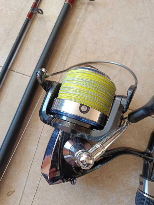 Продавам два бюджетни шаранджийски комплекта и ел. двигател