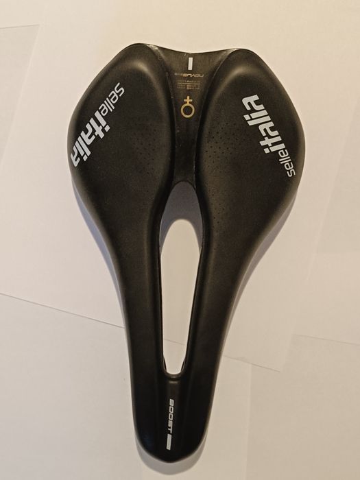 Vând sa scaun cursiera Selle Italia