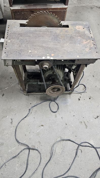 Пилорама, станок по расспилу дерева