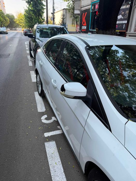 Ford Focus 2012  / 1.6 TDI * Krom Amanet Margeanului *