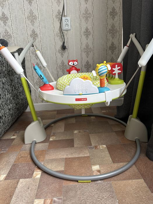 Прыгунки / развивающий центр Skip Hop Explore & More (3-в-1)