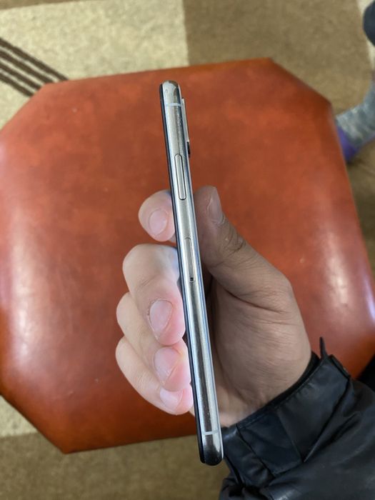 Продам iPhone X 64гб