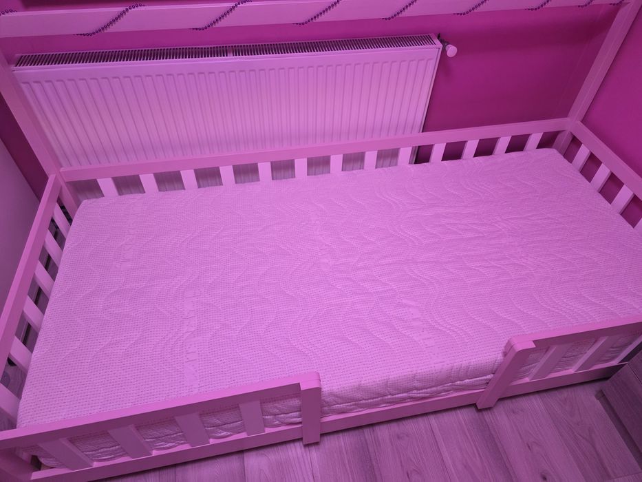 Pat tip căsuță + saltea ca noi