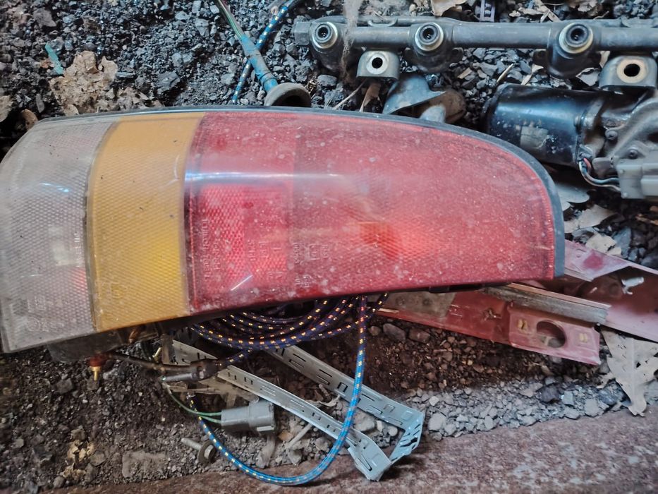 Продам запчасти на ниссан