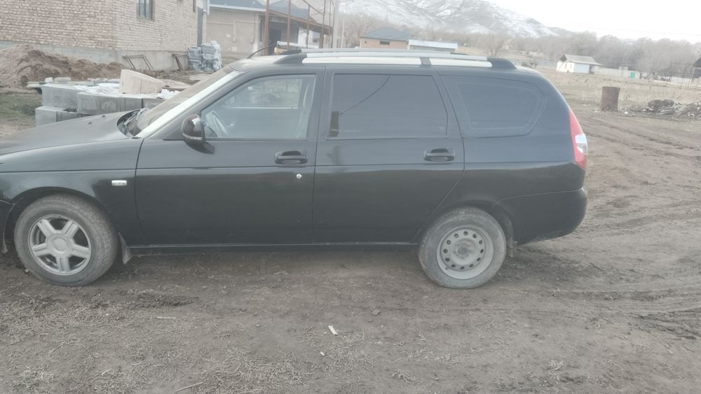 Лада Приора универсал