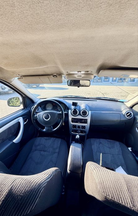 Dacia Logan 1.2 L benzină + GPL 75 cp an 2011