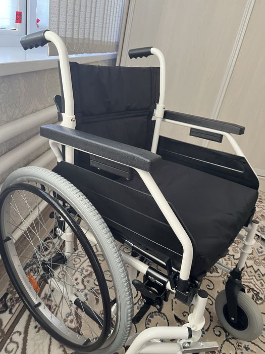 Коляска инвалидный для взрослых