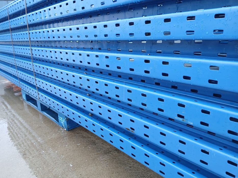 Rafturi metalice diferite modele